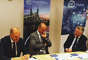 FLTR: Martin Kern (EIT Interim Director), Markku Markkula (President of the European Committee of the Regions) and Tibor Navracsics (Commissioner for Education, Culture, Youth and Sport)