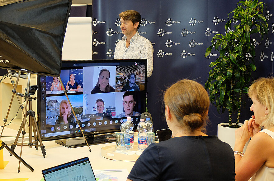 EIT Digital Summer School summer-school-online-img.jpg